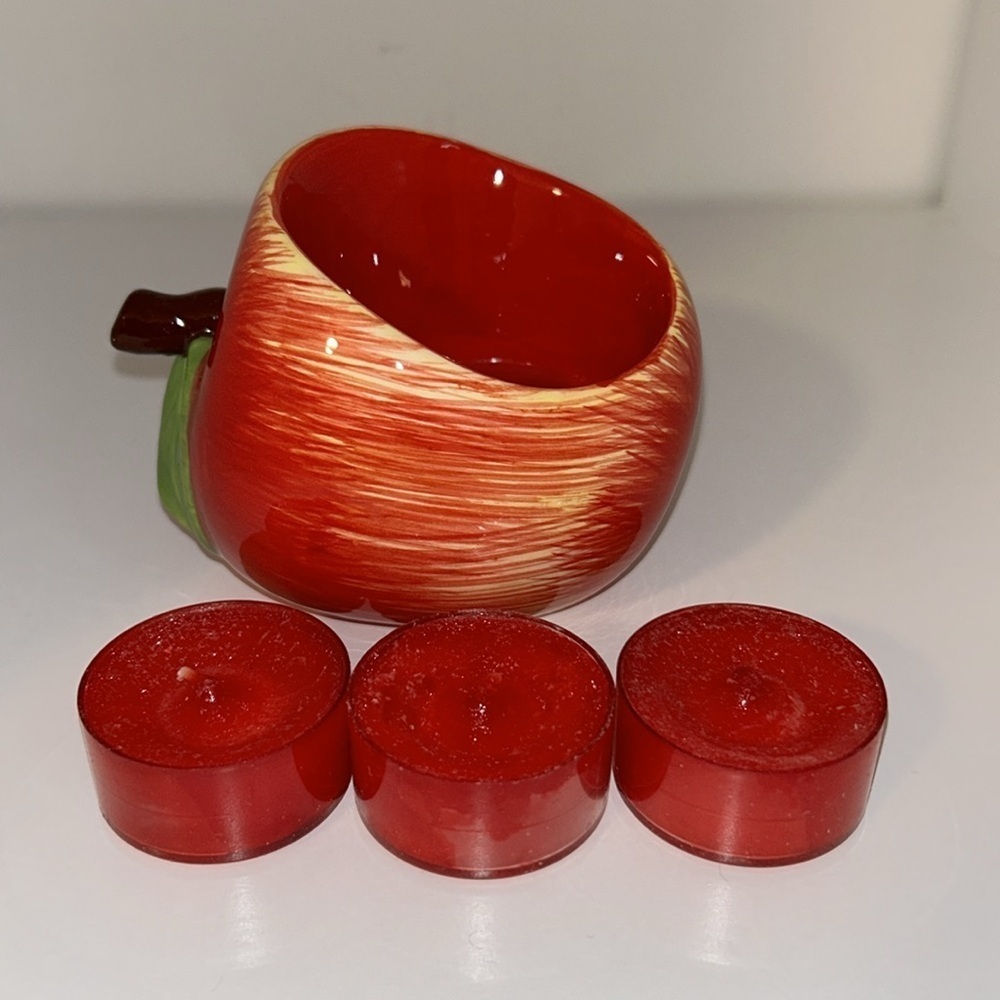 Yankee Candle Small Red Apple Tea Light Candle Holder With 3 MacIntosh Tea Light